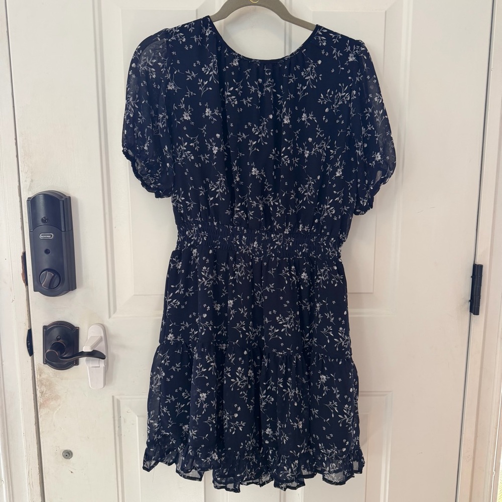 Miami by Francesca’s Navy and White Floral Mini Dress